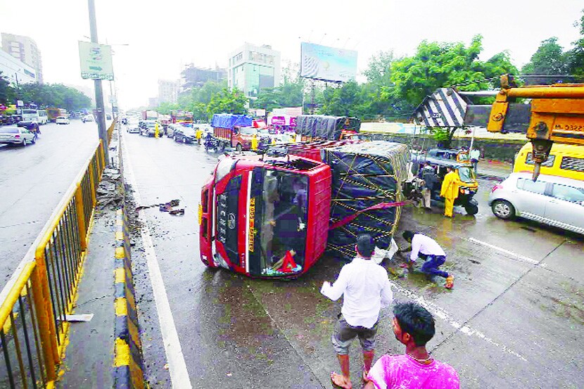 शहरबात ठाणे : पावसाळापूर्व कामांचे पितळ उघड