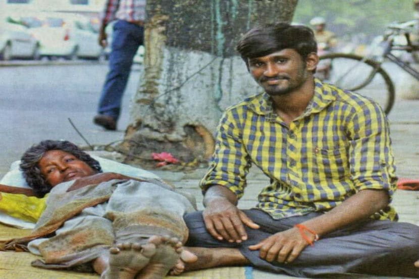 जयावेल केंब्रिज विद्यापीठाच्या पूर्वपरिक्षेत यशस्वी झाला. 
 ( छाया सौजन्य : सुयम संस्था )