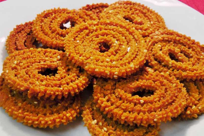 how to make rice chakali, तांदळाची चकली