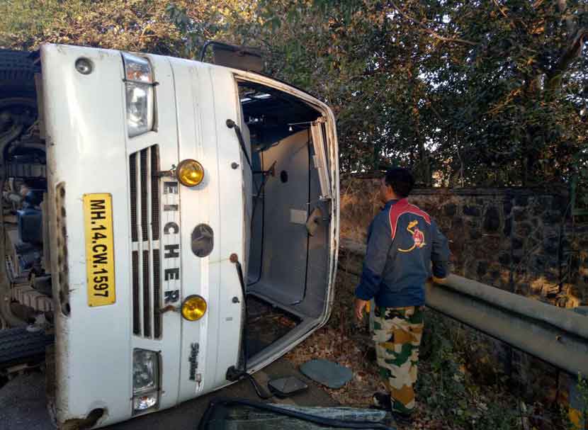 ins shivaji, lonavala accident