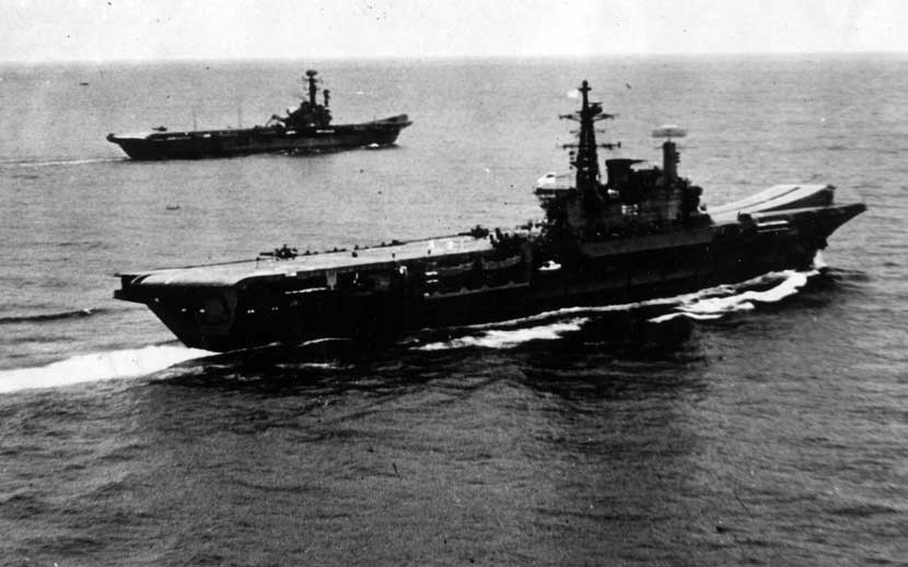 १९८६ साली भारतीय नौदलाकडून 'आयएनएस विराट'ची खरेदी करण्यात आल्यानंतर १९८७ साली मे महिन्यात ‘आयएनएस विराट’ असे नामकरण करण्यात आले. (एक्स्प्रेस छायाचित्र)