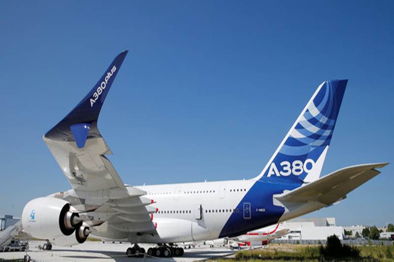 Airbus A380 : इंधनाची कमी खपत हे या विमानाचे वैशिष्ट्य आहे. (रॉयटर्स)