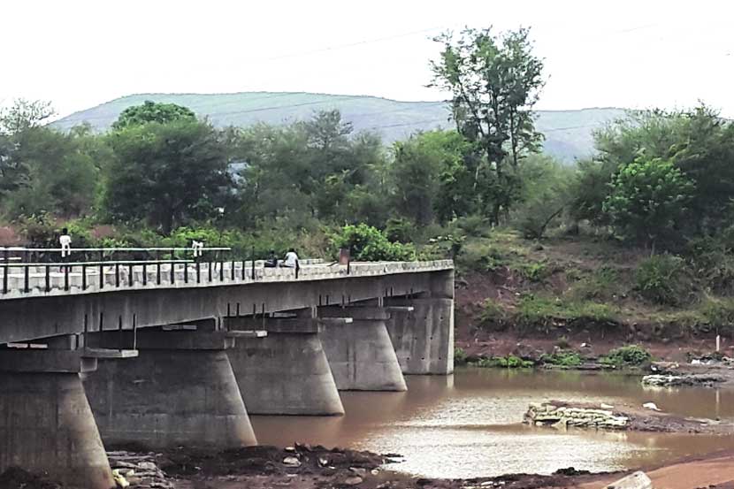 मोहने, मोहिली, वरप, गाळेगाव, गोळवली, एनआरसी कॉलनी या भागातील लोकांना मुंबई-अहमदनगर महामार्गावरून म्हणजेच कल्याण-मुरबाड रस्त्याने माळशेजकडे जाण्यासाठी शहाडमार्गे जाताना सुमारे १० किमी लांबीचा वळसा घालावा लागतो.