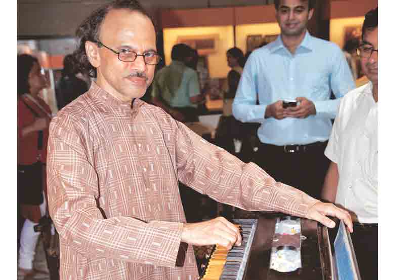 Govindrao Tembe Harmonium