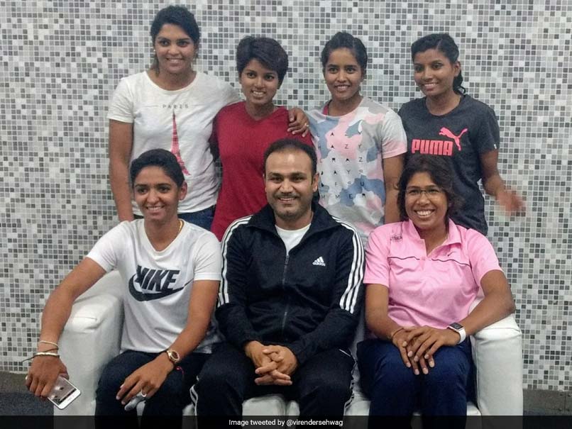 Virender Sehwag , Meets India Women Cricket Team , Sports news, Marathi, Marathi news, Loksatta, Loksatta news