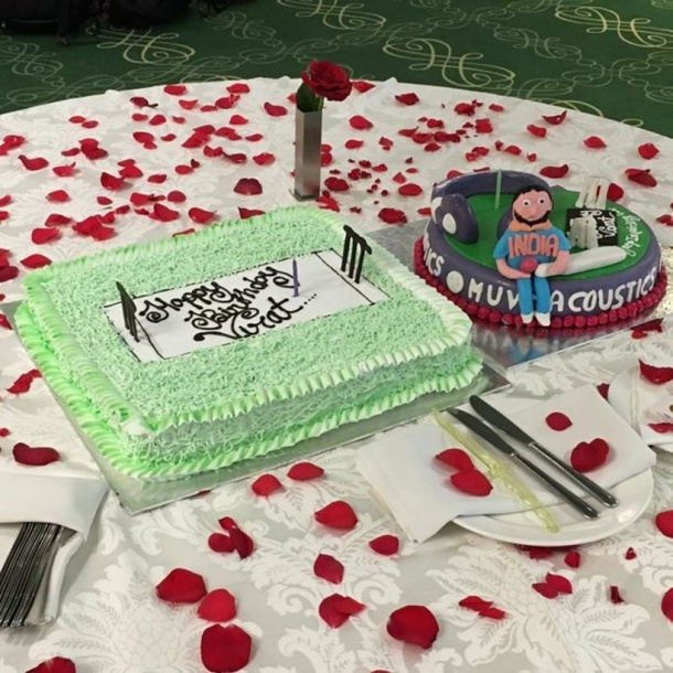 विराटच्या वाढदिवसासाठी आणण्यात आलेला केक