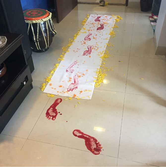 प्रार्थनाच्या बहिणीने हे फोटो सोशल मीडियावर शेअर केले आहेत.