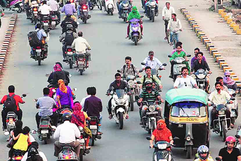 ३३ वर्षांत वाहतुकीचे २३ आराखडे पिंपरी