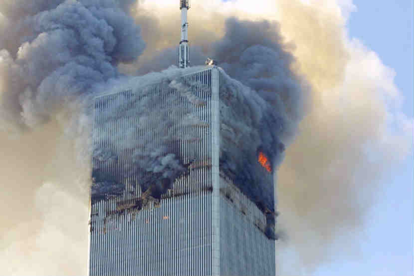 9/11 Attack : आजच्या दिवशी दहशतवादी हल्ल्यानी हादरली होती अमेरिका, २,९७७ लोकांचा गेला होता बळी