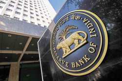 RBI मध्ये दहावी पास असणाऱ्यांसाठी बंपर भरती