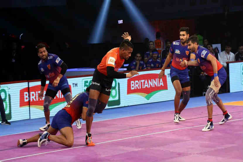 Pro Kabaddi Season 6 : दबंग दिल्लीला सिद्धार्थ देसाईचा कोल्हापूरी दणका