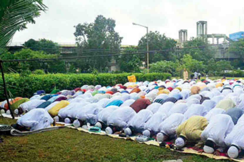 बागेत नमाज पठण केलात तर कारवाई करु, नोएडा पोलिसांचा इशारा