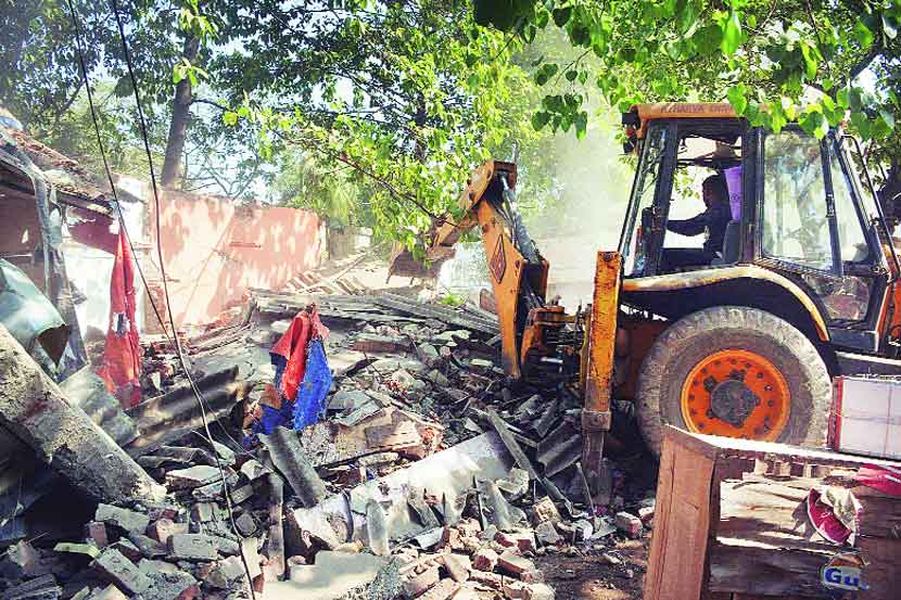 प्रशस्त रस्त्यांचा मार्ग मोकळा!