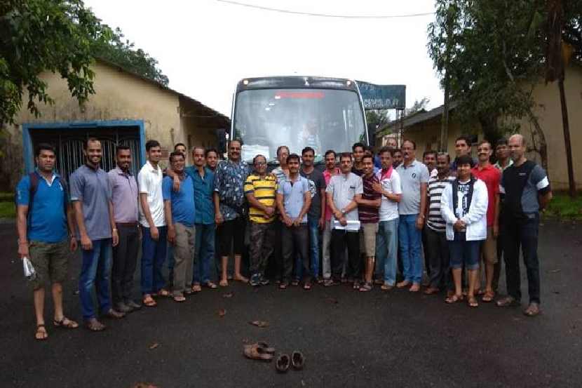 रायगड: आंबेनळी बस अपघात प्रकरणी सहा महिन्यांनी पहिला गुन्हा, मृत चालकावर निष्काळजीपणाचा ठपका