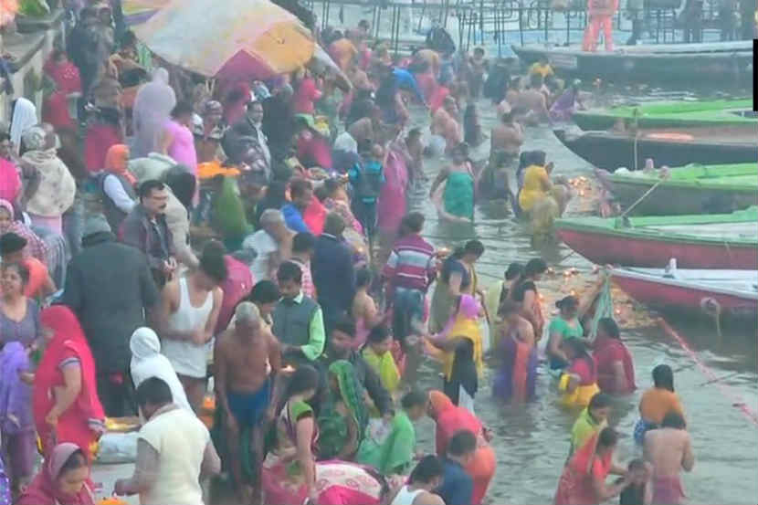 Kumbh Mela 2019 : मौनी आमावास्येनिमित्त दुसऱ्या शाही स्नानाला सुरुवात