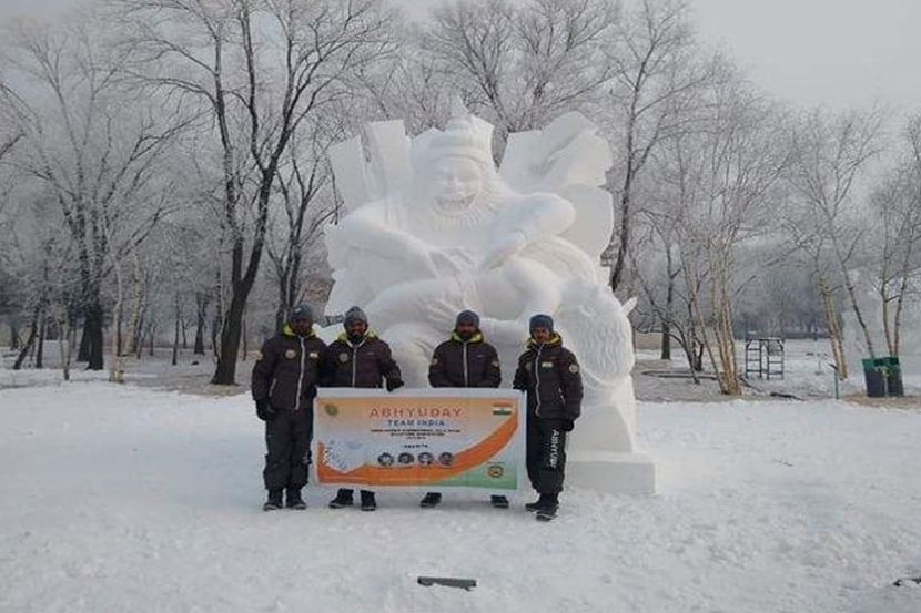 अभिमानास्पद : उणे २५ डिग्रीत नरसिंह मूर्ती साकारणाऱ्या भारतीयांचा जपानमध्ये गौरव