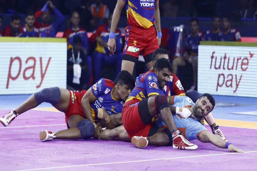 Pro Kabaddi 7 : बंगाल वॉरियर्सकडून यूपी योद्धाचा धुव्वा