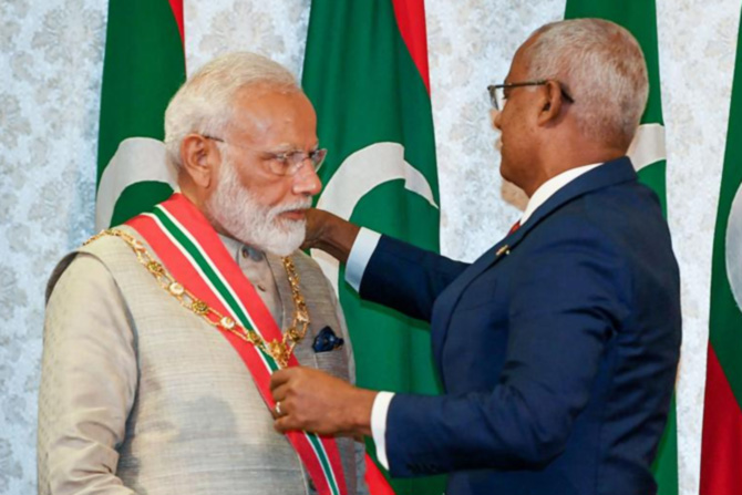 मालदीव ८ जून २०१९ रोजी पंतप्रधान नरेंद्र मोदींना मालदीवचा सर्वोच्च नागरी पुरस्कार ‘रुल ऑफ निशान इझ्झुदीन’ देऊन गौरवण्यात आले. मालदीवचे राष्ट्रपती इब्राहिम मोहम्मद सोलिह यांच्या हस्ते हा पुरस्कार प्रदान करण्यात आला.