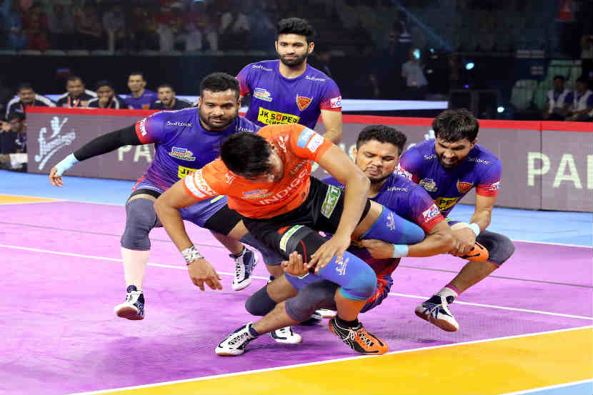 Pro Kabaddi 7 : यू मुम्बाची हाराकिरी, दबंग दिल्लीचा विजय