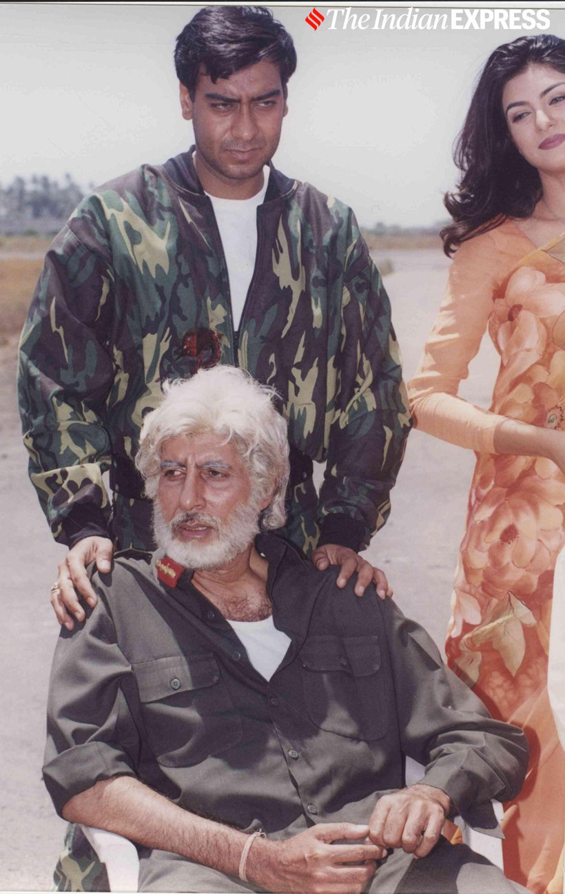 अमिताभ यांच्या 'हिंदुस्तान कि कसम' चित्रपटातने चाहत्यांच्या मनावर जादू केली होती. या चित्रपटात अजय देवगण आणि सुष्मीता सेन मुख्य भूमिकेत होते. (छाया सौजन्य- एक्प्रेस आर्काइव्ज)