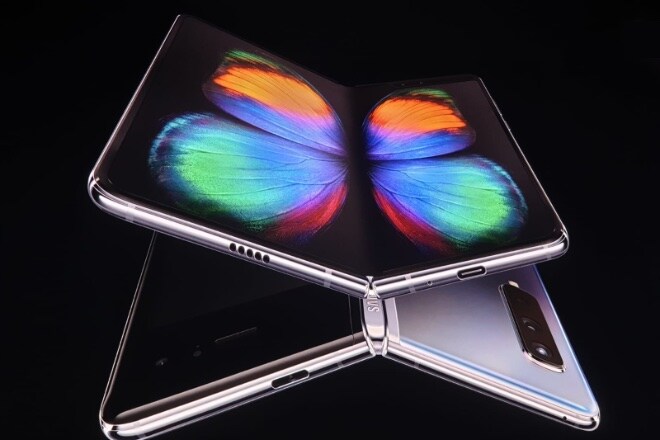 ‘सॅमसंग’चा घडी घालता येणारा Galaxy Fold खरेदी करण्याची संधी