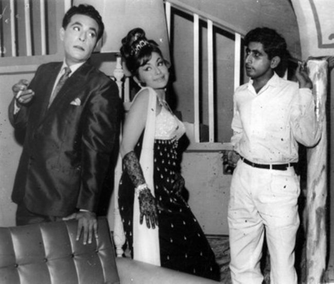 १९६२ साली काबली खान यांच्या सेटवर हेलन यांची ओळख सलीम खान यांच्याशी झाली. या चित्रपटात त्या मुख्य भूमिका साकारत होत्या. तर सलीम हे नकारात्मक भूमिकेत होते.