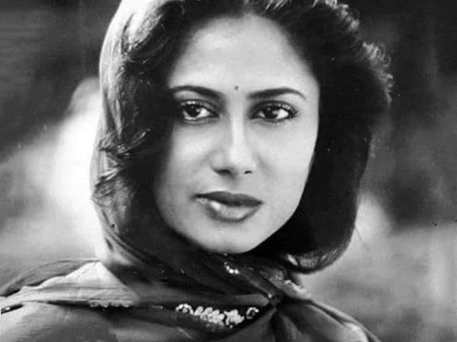 वयाच्या विसाव्या वर्षी रुपेरी पडद्यावर पदार्पण करणा-या स्मिता या जवळजवळ ७५ चित्रपटांच्या अनभिषिक्त महाराणी ठरल्या होत्या. १९८४ मध्ये त्या आंतरराष्ट्रीय नायिका बनल्या.