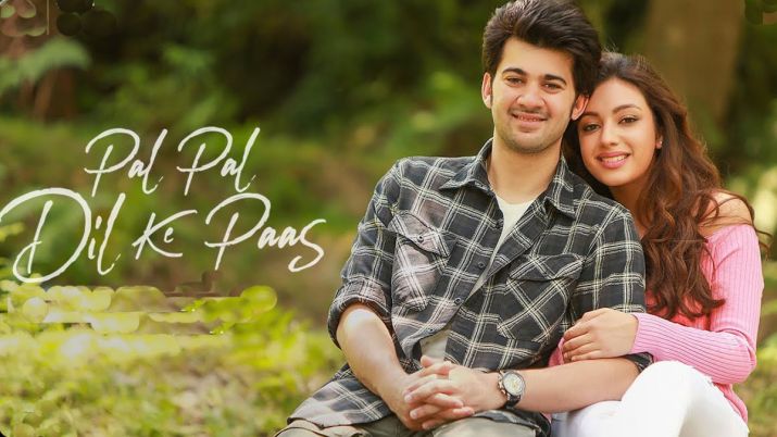 पल पल दिल के पास, या लिंकवर क्लिक करुन तुम्ही हे गाणे पाहू शकता - https://www.youtube.com/watch?v=lgTHGZF3BQw