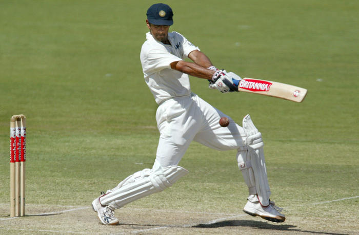 १९९६ - राहुल द्रविडने क्रिकेटची पंढरी समजल्या जाणाऱ्या लॉर्ड्स च्या मैदानावरून आपल्या क्रिकेट कारकिर्दीची सुरुवात केली. पदार्पणाच्या सामन्यात त्याने ९५ धावांची खेळी केली.