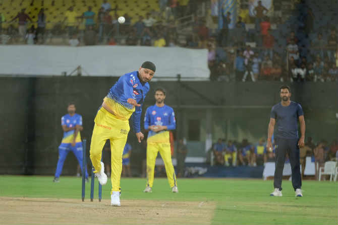 IPL 2020 : एका तपाहून अधिक काळ खेळलेले अनुभवी खेळाडू