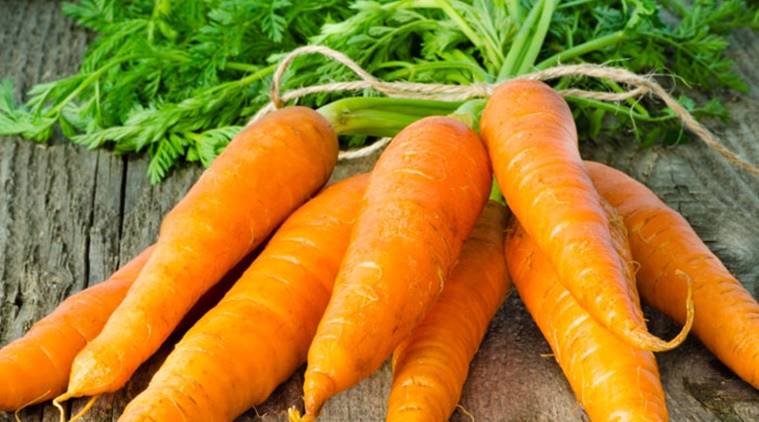 साधारणपणे आपल्याकडे बाजारात गाजर सहज उपलब्ध होते. गाजराची पाने आपण खात नाही. पण गाजरापेक्षा त्याच्या पानांमध्ये जास्त प्रमाणात लोह असते. त्यामुळे अॅनिमिया दूर होतो.