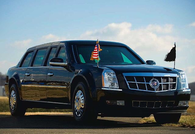 ट्रम्प यांच्या कारची निर्मिती Cadillac ने केली आहे. अमेरिकेतील जनरल मोटर्स कंपनीचा हा एक भाग आहे.