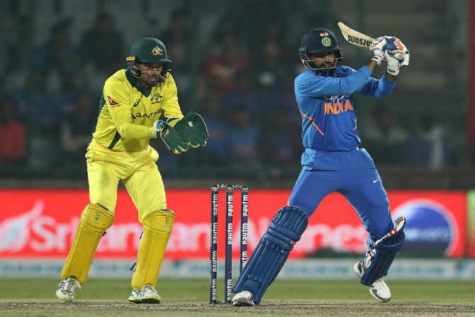 कसोटी, वन-डे आणि टी-२० अशा तिन्ही प्रकारांमध्ये 5 wicket haul घेण्याचा मानही भुवनेश्वर कुमारच्या नावे जमा आहे.