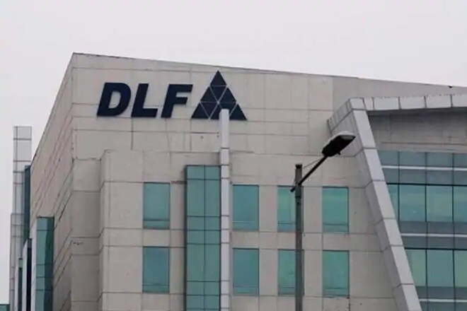 DLF - बांधकाम श्रेत्रातील या कंपनीचे संपूर्ण नाव आहे Delhi Land & Finance.