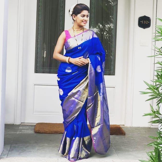 खलनायिकेच्या अंगाने जाणारी भूमिका असूनही नंदिता वहिनीच्या रुपात धनश्री काडगांवकरने आपली छाप उमटवली. आजही ही भूमिका प्रेक्षकांच्या लक्षात आहे.
