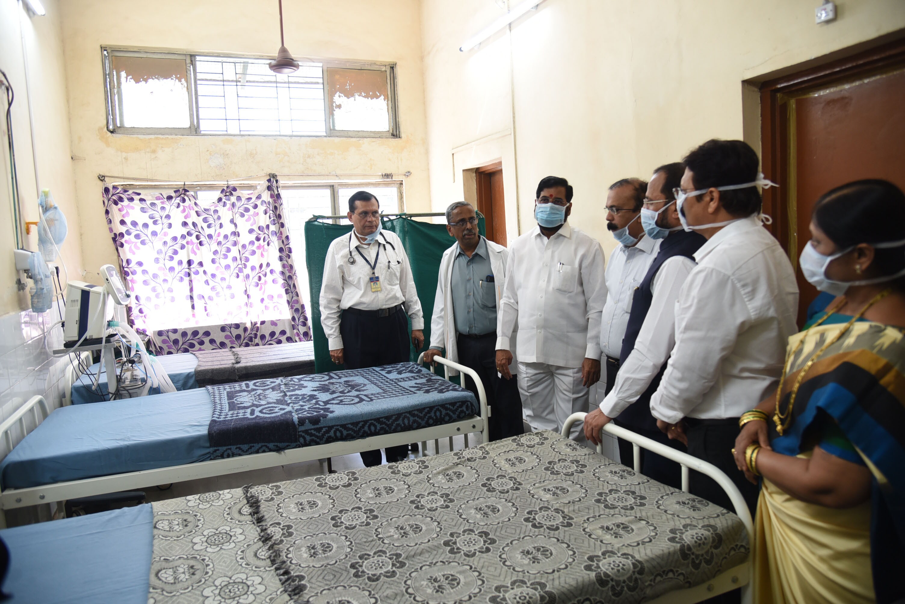 करोनाचे महाराष्ट्रात ३९ रुग्ण सापडल्याने, महाराष्ट्रात हाहाकार (सर्व छाया सौजन्य : दीपक जोशी )