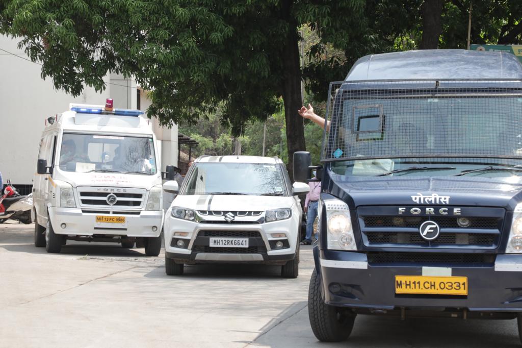 दुबई येथून आलेले पती पत्नी करोना बाधित असल्याचे आढळून आले. त्यानंतर त्यांच्यावर १४ दिवस उपचार केल्यानंतर दोघांचे रिपोर्ट निगेटीव्ह आले.