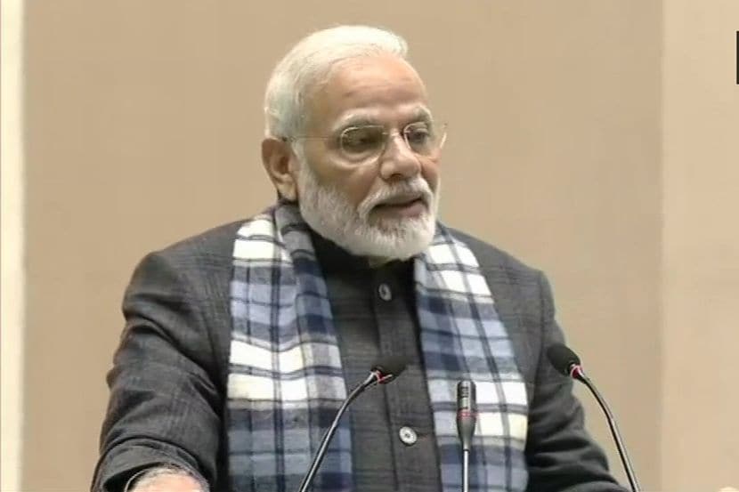 “मी हे बदल स्विकारत आहे. माझे सहकारी मंत्री असोत किंवा अधिकारी किंवा जागतिक नेते....माझ्या जास्तात जास्त बैठका आता व्हिडीओ कॉन्फरन्सिंगच्या माध्यमातून होत आहेत,” असं नरेंद्र मोदींनी म्हटलं आहे. (संग्रहित फोटो)