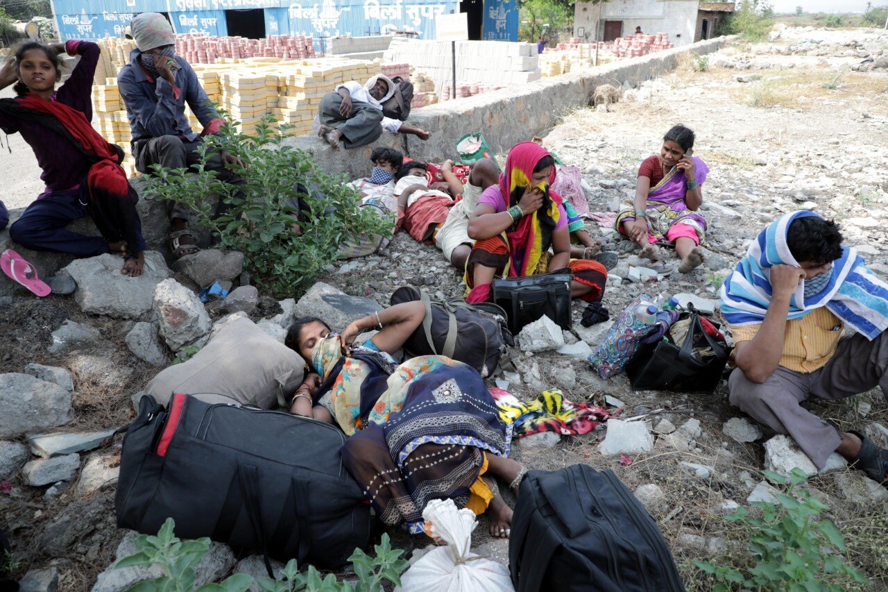 गावात आपल्या नातेवाईकांना आपली ख्याली-खुशाली कळवायची हीच ती वेळ असते.