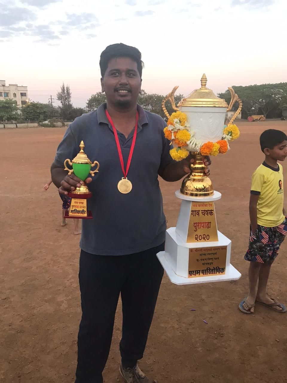 गावात आगरी समाजातील सामने पाहण्यासाठी महिलांचा सहभाग अधिक असल्याचे आयोजकांनी सांगितले.