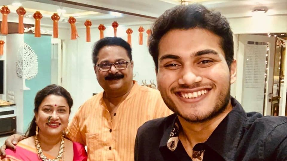 महाराष्ट्राचे 'भावोजी' आदेश बांदेकर यांचा मुलगा सोहम