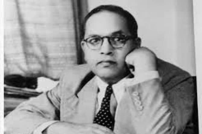 १. प्रज्ञावंत बाबासाहेबांनी संपादित केलेल्या पदव्या : डॉ. आंबेडकरांनी तब्बल ३२ पदव्या संपादित केल्या होत्या. यामध्ये बीए, एमए, पीएचडी (अर्थशास्त्र), एमएससी (Provincial Decentralization of Imperial Finance in British India), बॅरिस्टर इन लॉ, डीएससी (The Problem of the Rupee – Its origin and its solution), एलएलडी (HIS achievements, Leadership and authoring the constitution of India), डी.लिट. या काही महत्वाच्या पदव्या आहेत.