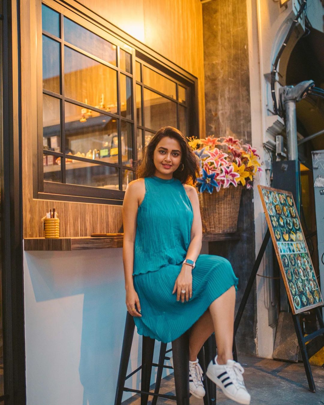 या चित्रपटाचं नाव काय? हा चित्रपट केव्हा प्रदर्शित होणार? याबाबत कुठलीही माहिती तिने अद्याप दिलेली नाही. (फोटो सौजन्य इन्स्टाग्राम)