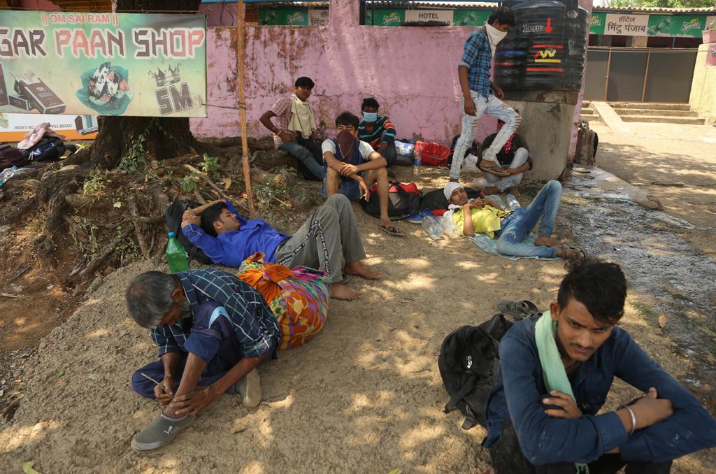 काही जणं यादरम्यान थोडीशी डुलकी घेणं पसंत करतात
