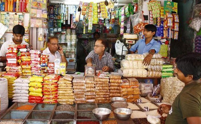 ग्रामीण भागातील सर्व दुकानं उघडी ठेवण्यासाठी परवानगी देण्यात आली आहे. शॉपिंग मॉलमध्ये असणाऱ्या दुकानांना मात्र ही परवानगी नाही. त्यांना यामधून वगळण्यात आलं आहे.