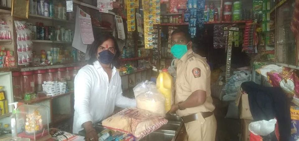 तुलसी यांनी दाखवलेल्या या सामाजिक जबाबदारीचं मनसेच्या नेतृत्वानेही कौतुक केलं आहे.