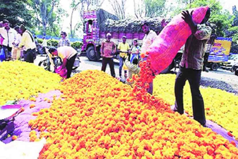 फुले विक्री व्यवसाय कोमेजला