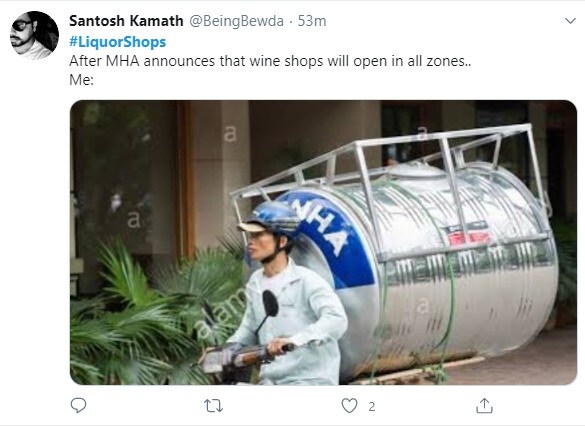 मी शॉपिंगला जाताना...