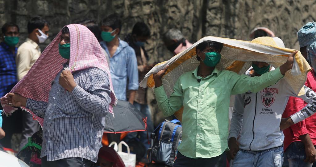 आतापर्यंत या कामगारांनी अनेक हालअपेष्टा सोसल्या आहेत.