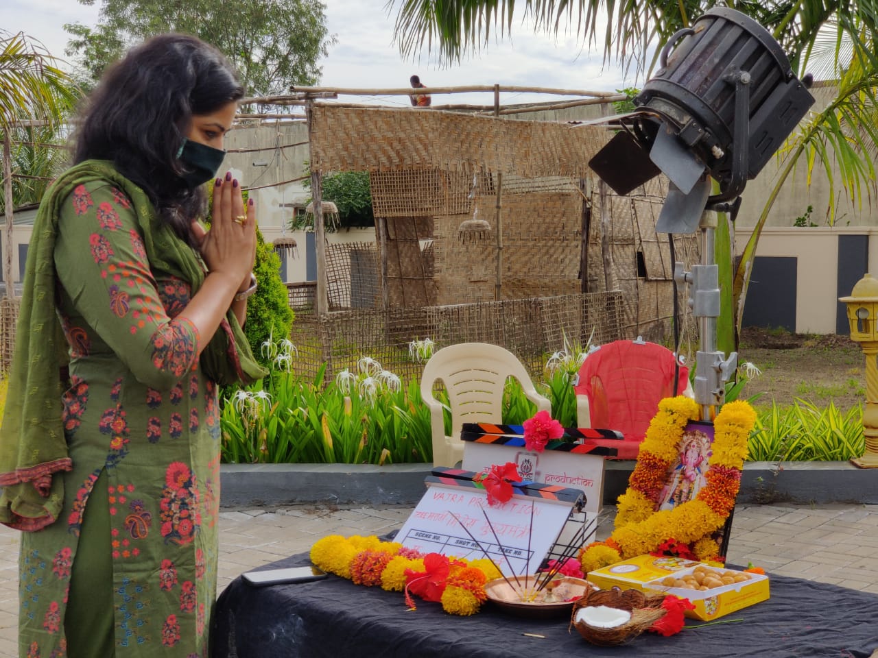 मिसेस मुख्यमंत्री मालिकेचे चित्रीकरण २८ जूनपासून साताऱ्यामध्ये सुरु झालं आहे.